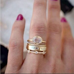 Stacking ring set